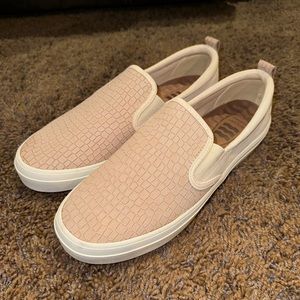 Sperry Women’s slip ons size 10